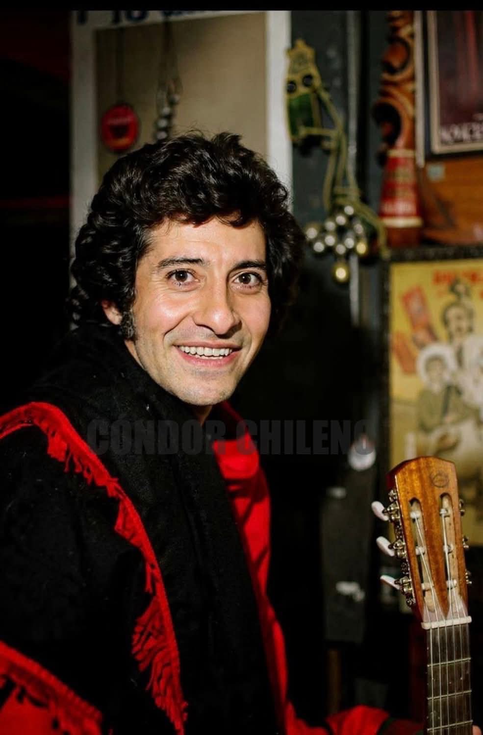 The Art of Drawing Readers In: Your attractive post title goes here foto victor jara